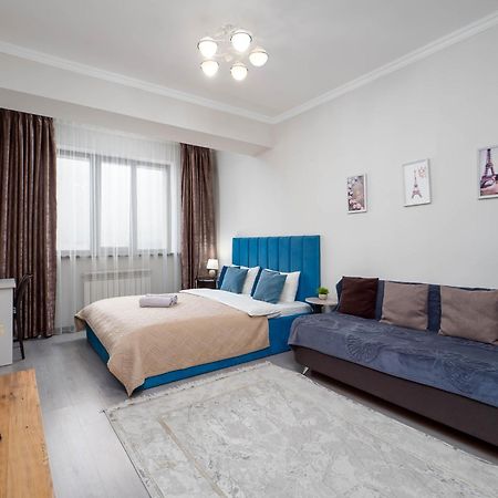 Appartments " Zhetysu-4" Almaty Eksteriør billede