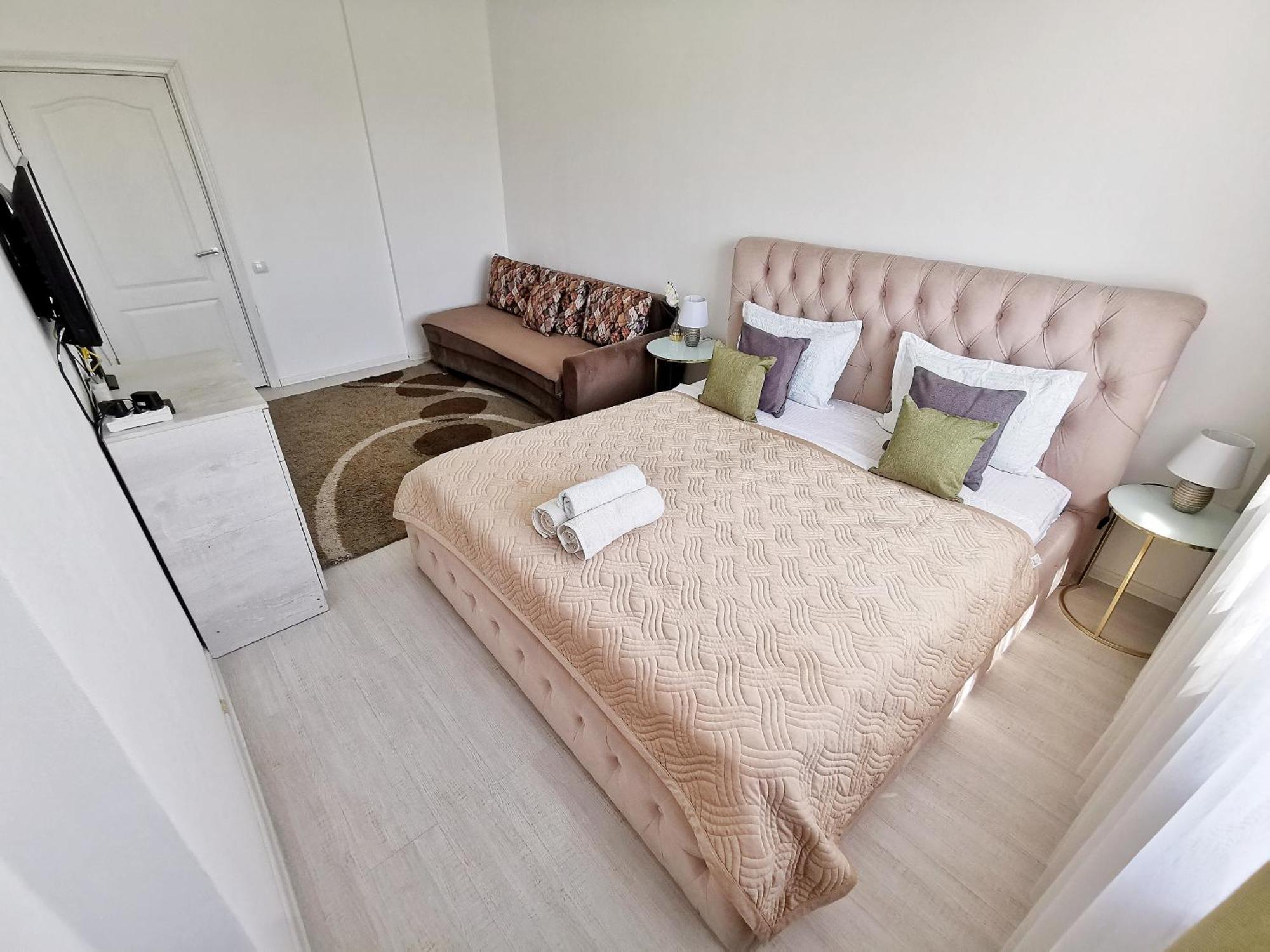 Appartments " Zhetysu-4" Almaty Eksteriør billede