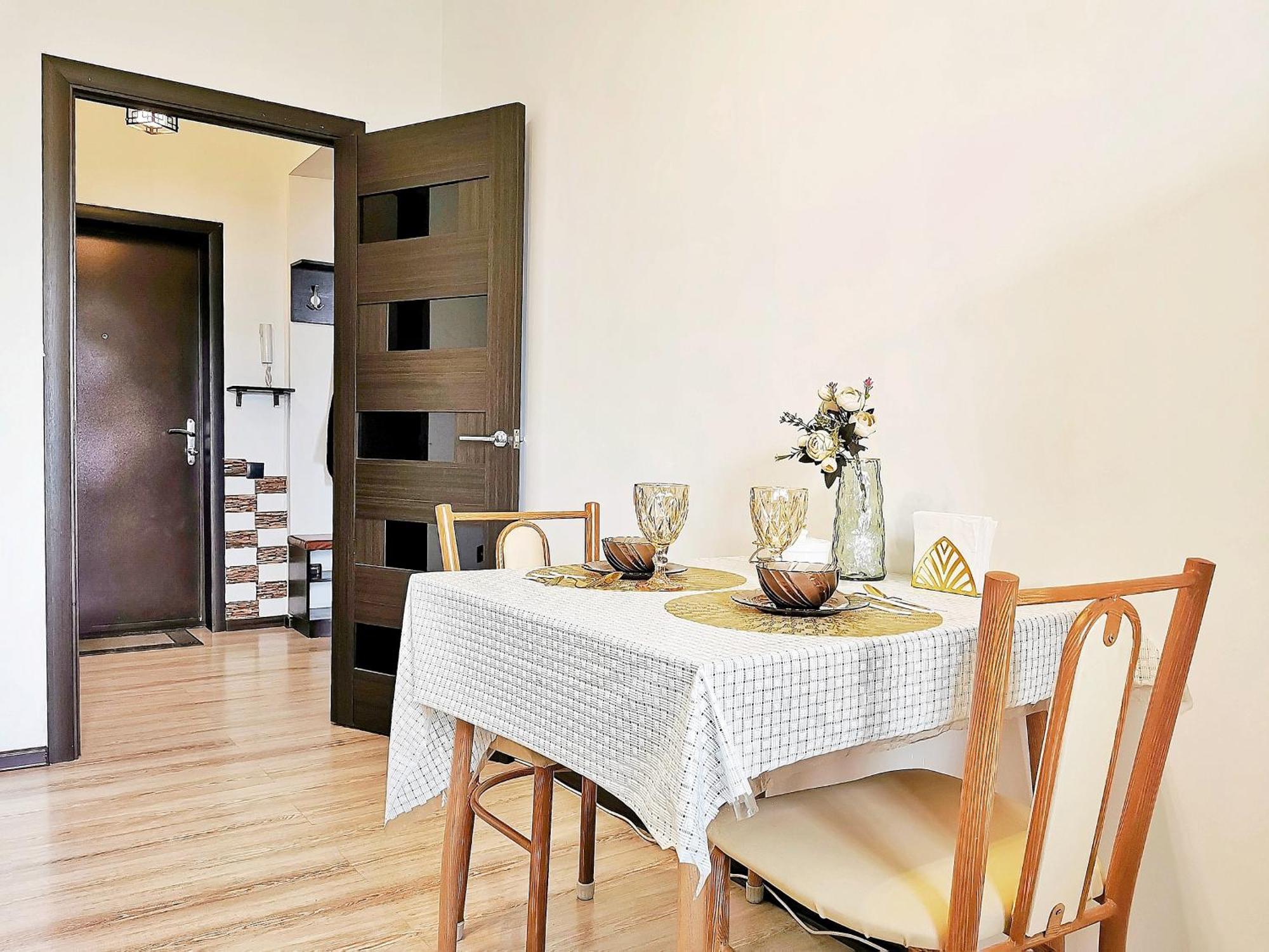 Appartments " Zhetysu-4" Almaty Eksteriør billede