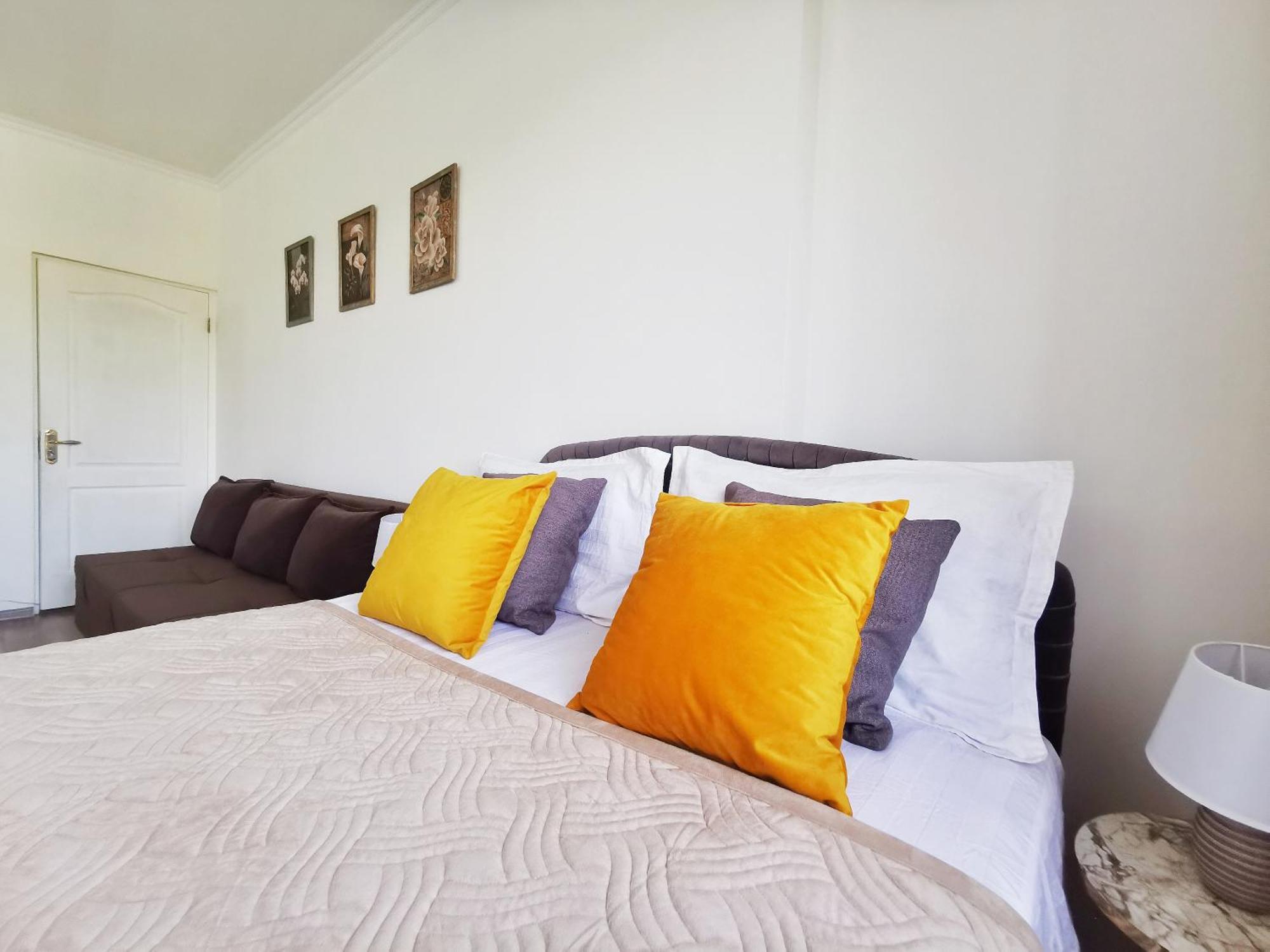 Appartments " Zhetysu-4" Almaty Eksteriør billede