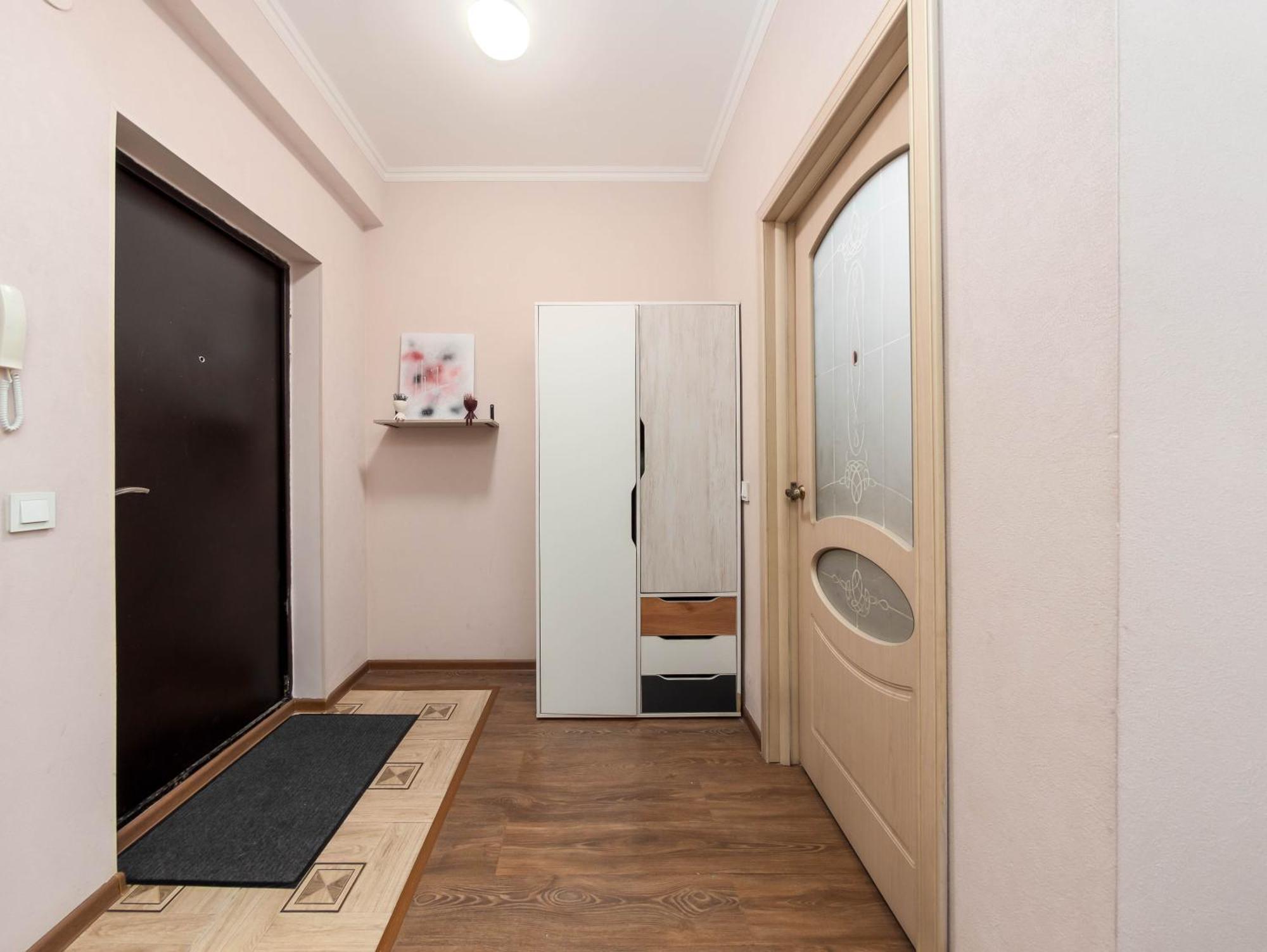 Appartments " Zhetysu-4" Almaty Eksteriør billede